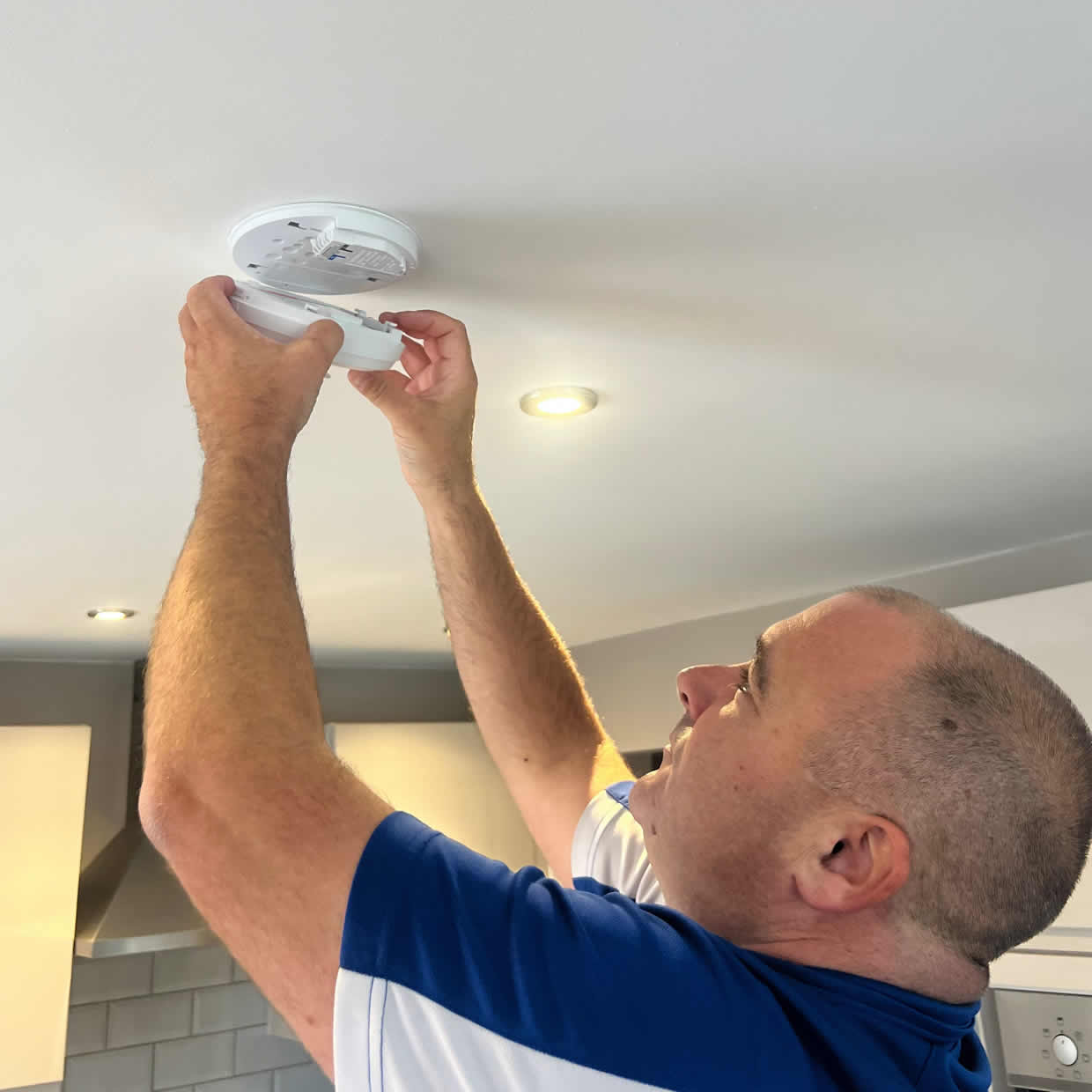 Smoke alarm installation service in Lewisham